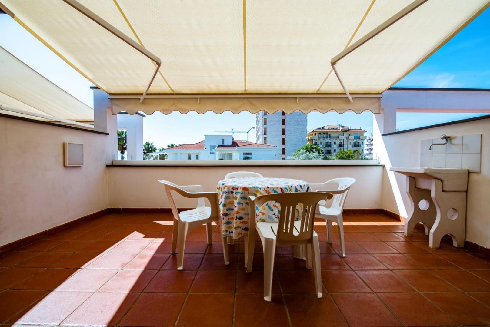 Residence Elle San Benedetto del Tronto Exterior photo