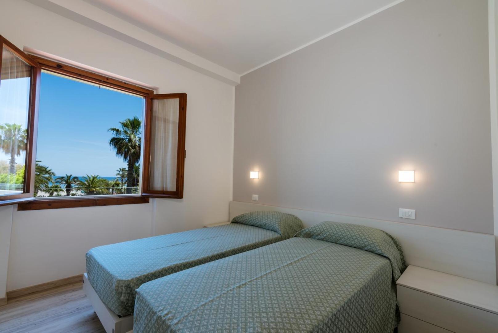 Residence Elle San Benedetto del Tronto Exterior photo